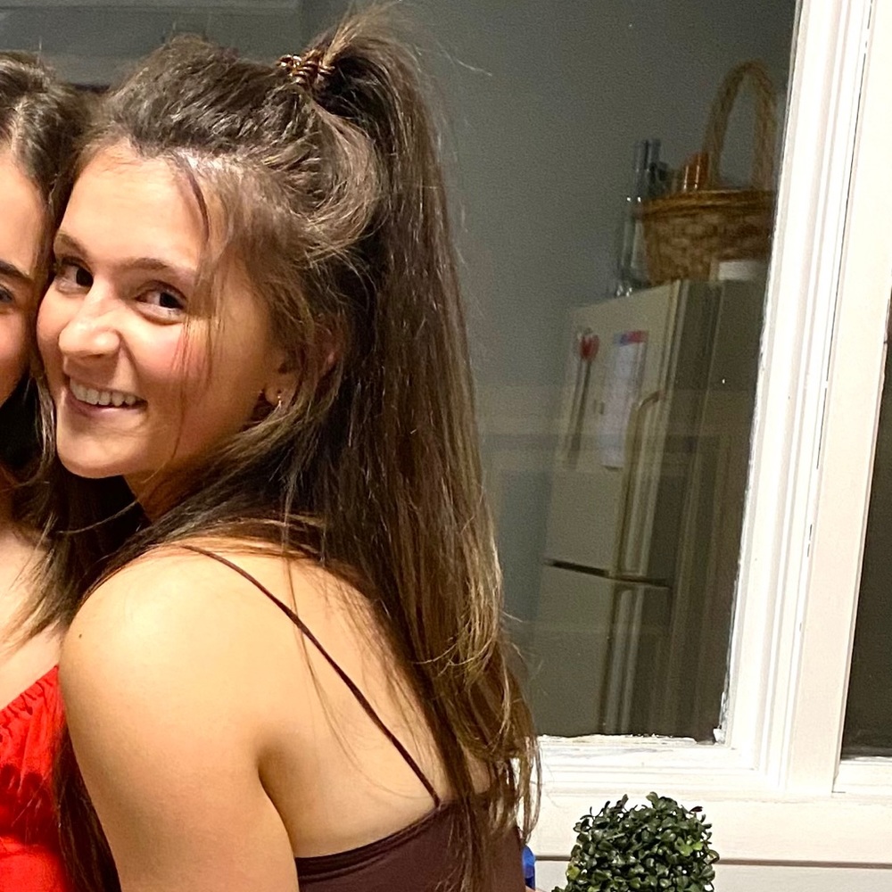 Meet your Posher, Gabby